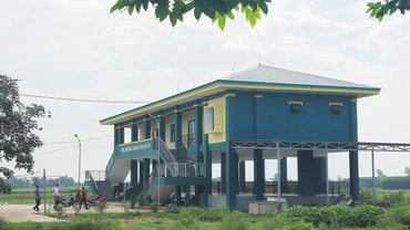 Nhà văn hóa cộng đồng tránh lũ thôn Vĩnh An, xã Cam Hiếu, huyện Cam Lộ chuẩn bị khánh thành.