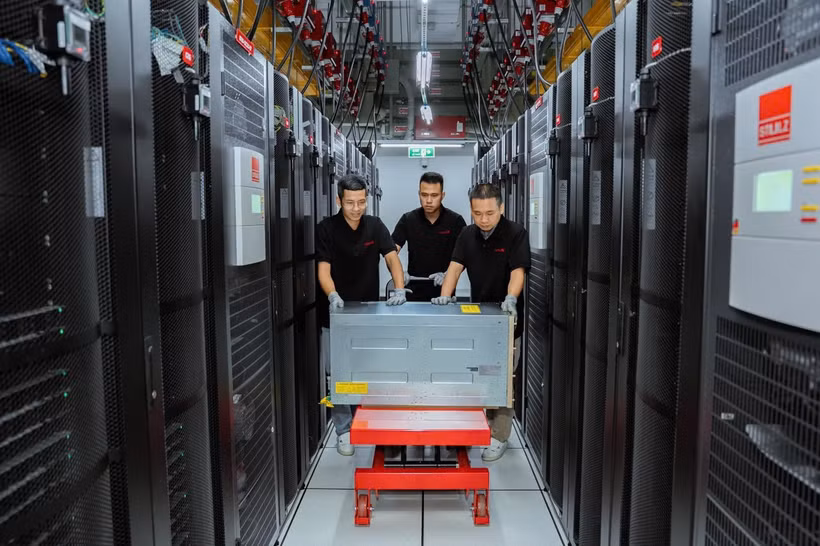 Hệ thống siêu máy tính B200 có hiệu năng lên tới 1,5 ExaFLOPs FP8, tương đương 1.500 triệu tỷ phép tính mỗi giây.