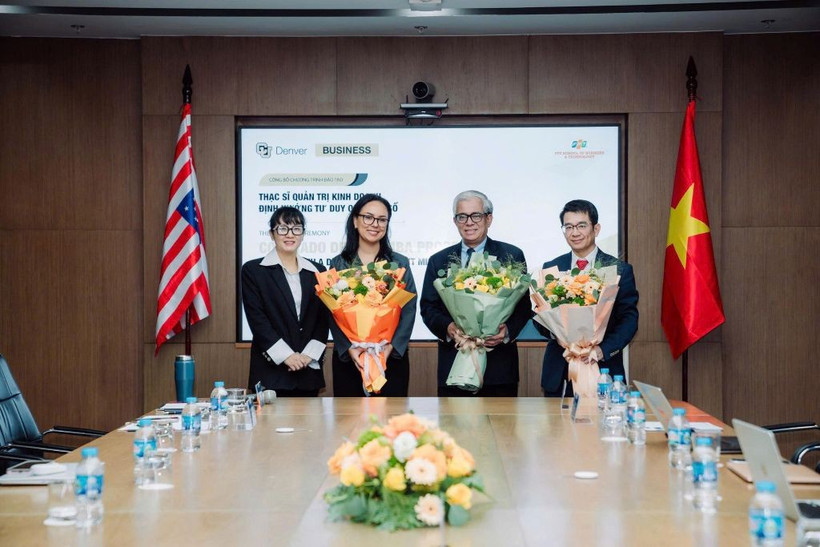 Sự kiện có sự tham gia của bà Alexandra Greig-Duarte – Viên chức Ngoại giao, Đại sứ quán Hoa Kỳ tại Việt Nam và ông Phạm Quang Vinh – nguyên Thứ trưởng Ngoại giao, nguyên Đại sứ Việt Nam tại Hoa Kỳ.