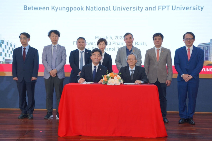 Lễ ký kết biên bản ghi nhớ hợp tác giữa Kyungpook National University và Trường Đại học FPT diễn ra vào ngày 5/3.