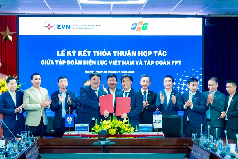 Tập đoàn Điện lực Việt Nam (EVN) và Tập đoàn FPT ký kết thỏa thuận hợp tác chiến lược.