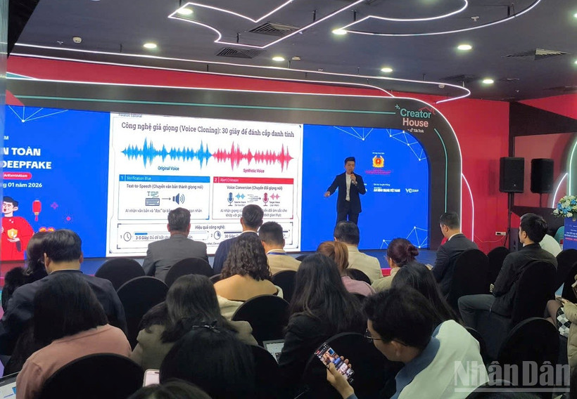 Toàn cảnh tọa đàm “Vui Tết an toàn - không lo Deepfake”,