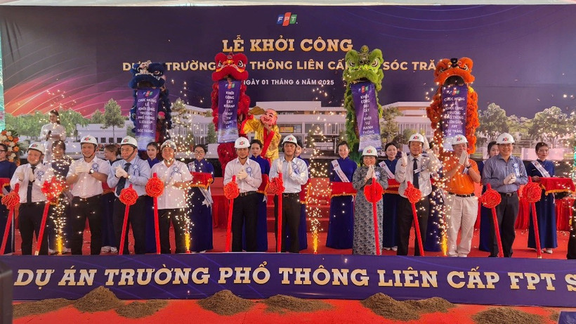 Lễ khởi công công trình Trường phổ thông liên cấp FPT Sóc Trăng. Ảnh: TUẤN QUANG