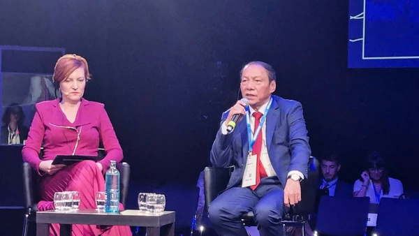 Bộ trưởng Văn hóa, Thể thao và Du lịch Nguyễn Văn Hùng phát biểu tại Hội nghị MONDIACULT 2025. (Ảnh: Bộ Văn hóa, Thể thao và Du lịch)