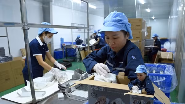 Sản xuất các sản phẩm nhựa xuất khẩu tại Công ty cổ phần Tân Phú Việt Nam, chi nhánh Bắc Ninh. (Ảnh Đăng Anh)