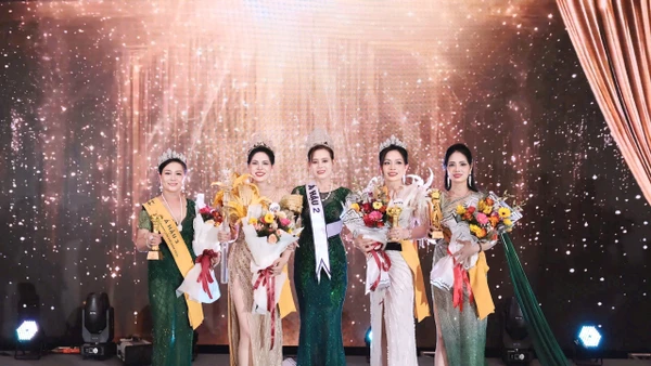 Dấu Ấn Mới Của Ca Sĩ Nguyễn Ngọc Anh Trong Album “Lời Hẹn Ước” Người Đẹp Nguyễn Thị Hồng Hoa Đăng Quang Nữ Hoàng Doanh Nhân Tài Sắc 2025.