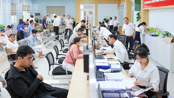 Các cán bộ, công chức, viên chức về công tác tại trung tâm hành chính mới sau sắp xếp sẽ được hỗ trợ.