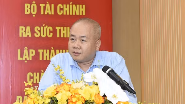 Thứ trưởng Tài chính Đỗ Thành Trung.