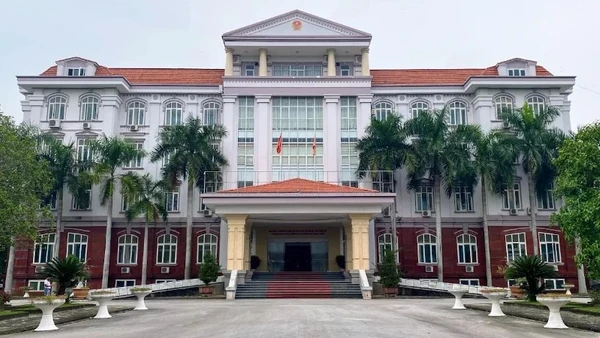 Ban Quản lý Khu kinh tế Nghi Sơn và các khu công nghiệp.