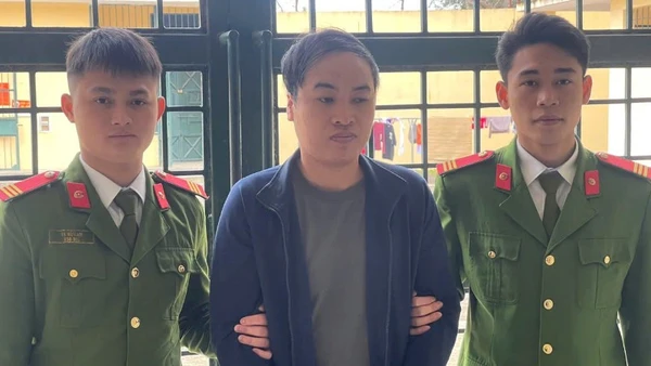 Đối tượng Nguyễn Văn Ngọc tại cơ quan công an.