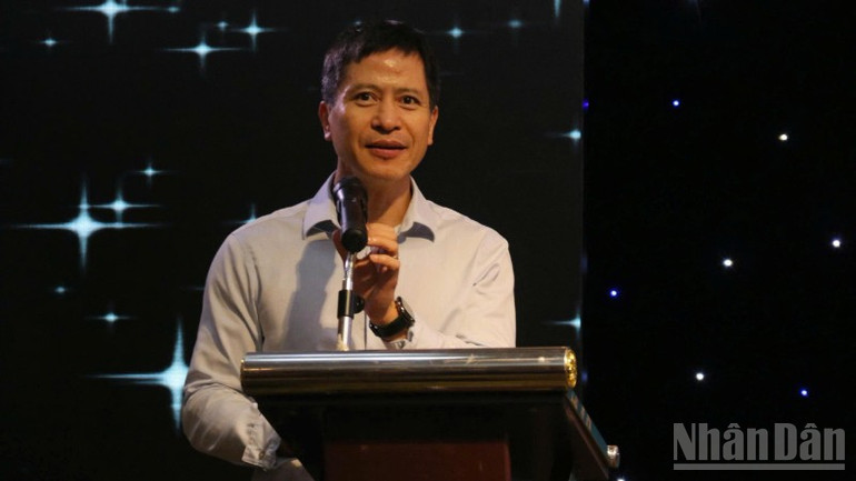 Ông Nguyễn Minh Tiến - Giám đốc Trung tâm Xúc tiến thương mại nông nghiệp phát biểu tại diễn đàn. ndo_br_ong-tien-2-4499.jpg