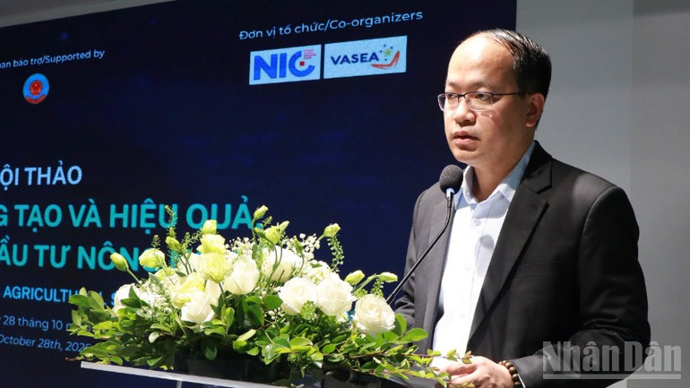 Ông Vũ Quốc Huy, Giám đốc Trung tâm Đổi mới sáng tạo quốc gia (NIC) phát biểu tại hội thảo. ndo_br_a2-2541.jpg