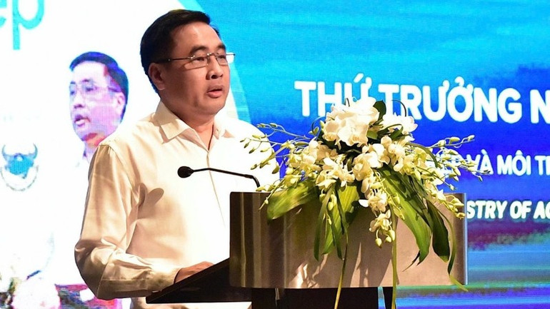 Thứ trưởng Nông nghiệp và Môi trường Nguyễn Quốc Trị nhận định: Việc kiểm soát hiệu quả loài ngoại lai xâm hại đang là thách thức lớn đối với nhiều quốc gia, trong đó có Việt Nam. loai-ngoai-lai-xam-hai-091813-976-141623-6451.jpg