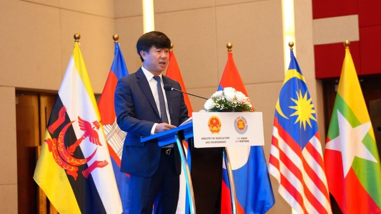 Cục trưởng Cục Quản lý đê điều và Phòng, chống thiên tai Phạm Đức Luận phát biểu tại sự kiện. cuc-truong-pham-duc-luan-2-4206.jpg