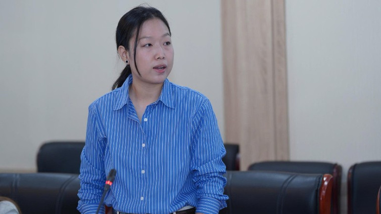 Bà Nguyễn Thị Thu Hương, Giám đốc kinh doanh Công ty Chơn Chính tại Đồng Tháp phát biểu tại cuộc họp. ba-huong-7341.jpg