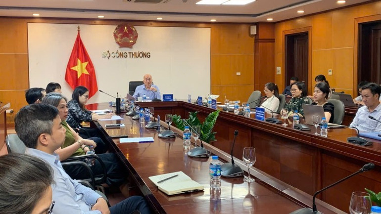 Hội nghị giao ban xúc tiến thương mại của Bộ Công thương tháng 6/2025 diễn ra chiều 27/6. hop-2607.jpg