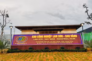 Khu công nghiệp Lam Sơn-Sao Vàng.