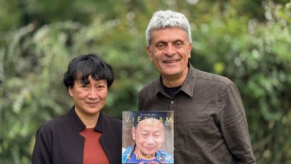 Ông Olivier Roy và cuốn sách “Việt Nam - Tình yêu của tôi".