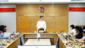 Quang cảnh họp báo của Bộ Khoa học và Công nghệ chiều 27/6.
