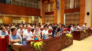 Các đại biểu tham dự Hội thảo Ngành nước Việt Nam trong kỷ nguyên mới: Thách thức và cơ hội..