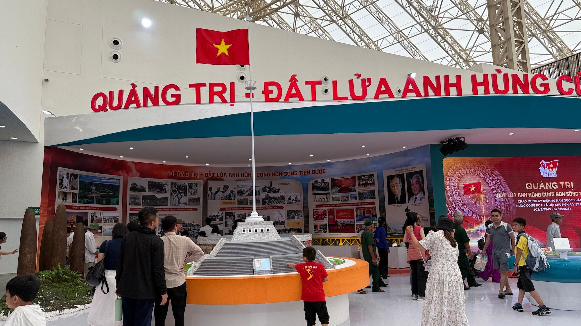 Quảng Trị - Đất lửa anh hùng. quang-tri-1.jpg