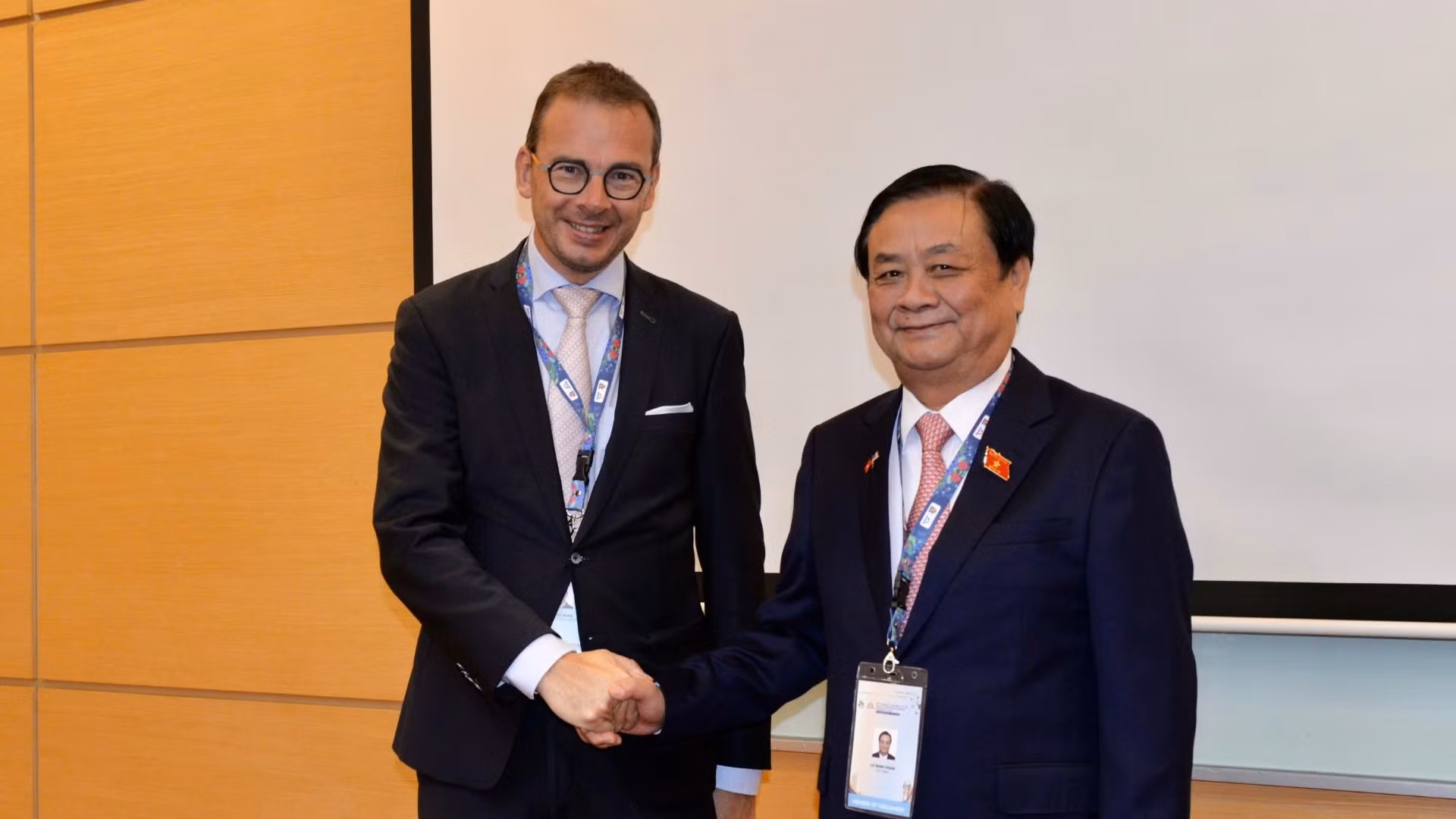 Phó Chủ tịch Quốc hội Lê Minh Hoan đã có cuộc gặp với Trưởng đoàn Nghị viện Châu Âu (EP) Wouter Beke.