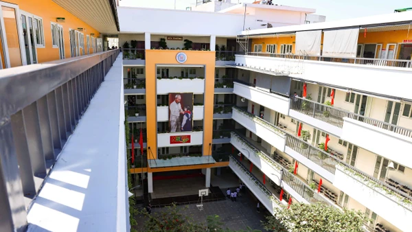 Trường trung học cơ sở Ngô Sĩ Liên (phường Cửa Nam, Hà Nội).