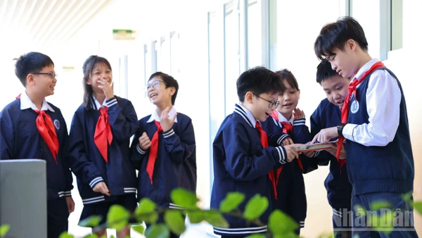 Học sinh trung học cơ sở (Ảnh: ĐẠI THẮNG)