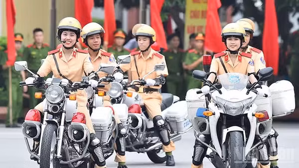 Học viên Học viện Cảnh sát nhân dân. (Ảnh: THỦY NGUYÊN)
