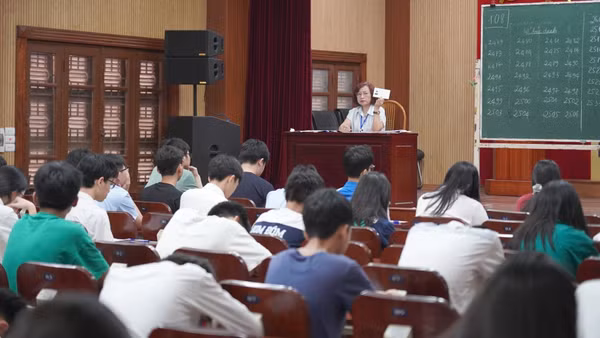 Kỳ thi tuyển sinh vào lớp 10 năm học 2026-2027 của Trường trung học phổ thông chuyên Khoa học Tự nhiên (Ảnh: HUS)