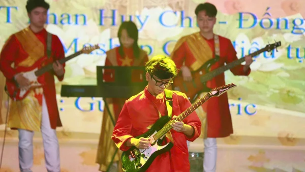 Dấu ấn tuổi trẻ tại Liên hoan tài năng nhạc cụ học sinh phổ thông thành phố Hà Nội