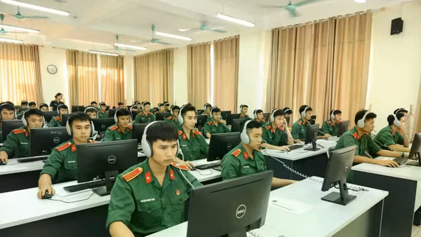 Học viên Học viện Hậu cần. (Ảnh: Học viện Hậu cần)