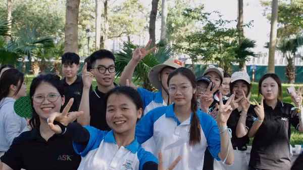 Sinh viên, học viên Học viện Hành chính và Quản trị công.