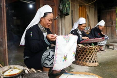 Giữ bản sắc để phát triển du lịch bền vững