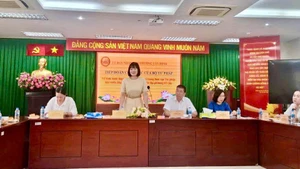 Bà Ngô Quỳnh Hoa, Phó Cục trưởng Cục Phổ biến, giáo dục pháp luật và Trợ giúp pháp lý phát biểu tại buổi làm việc.