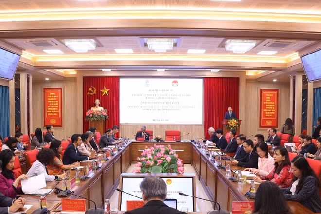Hội thảo khoa học quốc tế “Cơ hội và nỗ lực của Việt Nam và Ấn Độ trong chuyển đổi số” do Học viện Chính trị quốc gia Hồ Chí Minh và Đại sứ quán Ấn Độ tại Việt Nam đồng tổ chức.
