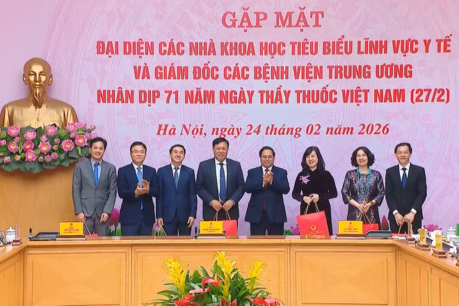 [Video] Thủ tướng gặp mặt, chúc mừng ngày Thầy thuốc Việt Nam 27/2