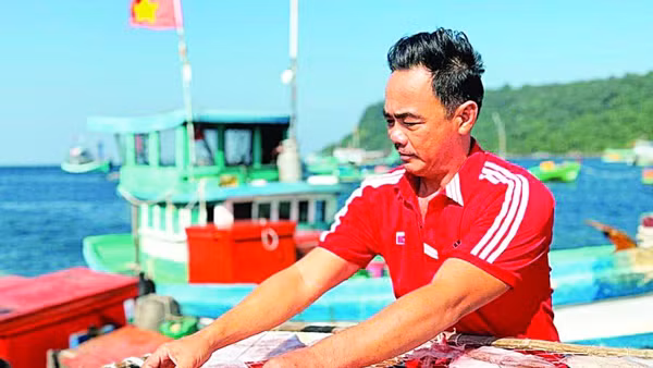 Một ngư dân trên vùng biển Thổ Châu.