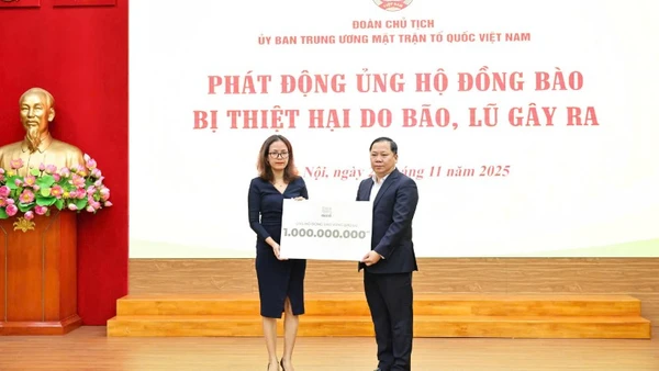 Hưởng ứng lời kêu gọi của Trung ương Mặt trận Tổ quốc Việt Nam, Nestlé Việt Nam ủng hộ 1 tỷ đồng, bao gồm gần 800 triệu đồng tiền mặt từ nguồn đóng góp của nhân viên và hơn 28.000 đơn vị sản phẩm dinh dưỡng.