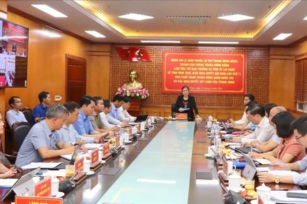 Điểm cầu phía tỉnh Lai Châu tại buổi làm việc với Đoàn công tác.