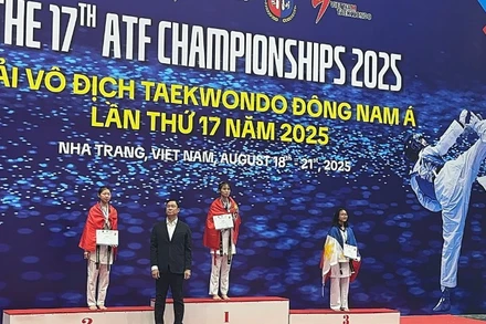 Vận động viên Nguyễn Gia Như của Lai Châu đoạt Huy chương Vàng hạng cân 52kg lứa tuổi trẻ.