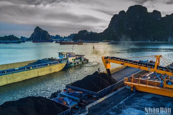 Trong tháng 5 vừa qua, TKV đã hoàn thành vượt mức kế hoạch sản xuất, kinh doanh, tiếp tục giữ vững, duy trì nhịp độ sản xuất ở mức cao.