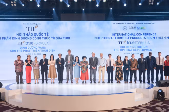 Các đại biểu trong nước và quốc tế tham gia Hội thảo.