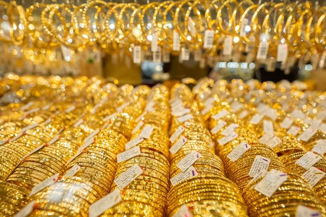 Giá vàng ngày 28/1: Vàng miếng SJC tăng “dựng đứng” lên mức 181,4 triệu đồng/lượng