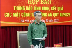 Chánh Văn phòng Bộ Công an, Thiếu tướng Nguyễn Quốc Toản chủ trì họp báo.