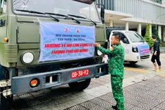 Tập kết hàng hóa trước khi vận chuyển.