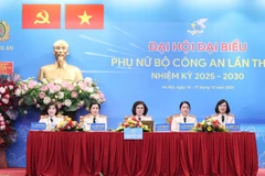 Đoàn chủ tịch điều hành Đại hội đại biểu Phụ nữ Bộ Công an lần thứ X, nhiệm kỳ 2025-2030.