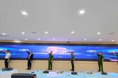 Công an thành phố Hà Nội ra mắt Trung tâm Thông tin chỉ huy kết nối với hệ thống truyền tin, báo sự cố phòng cháy, chữa cháy.