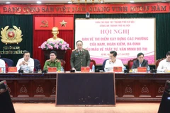 Trung tướng Nguyễn Thanh Tùng, Giám đốc Công an thành phố Hà Nội chủ trì hội nghị.