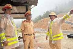 Cục Cảnh sát giao thông triển khai các biện pháp chủ động ứng phó bão số 13.